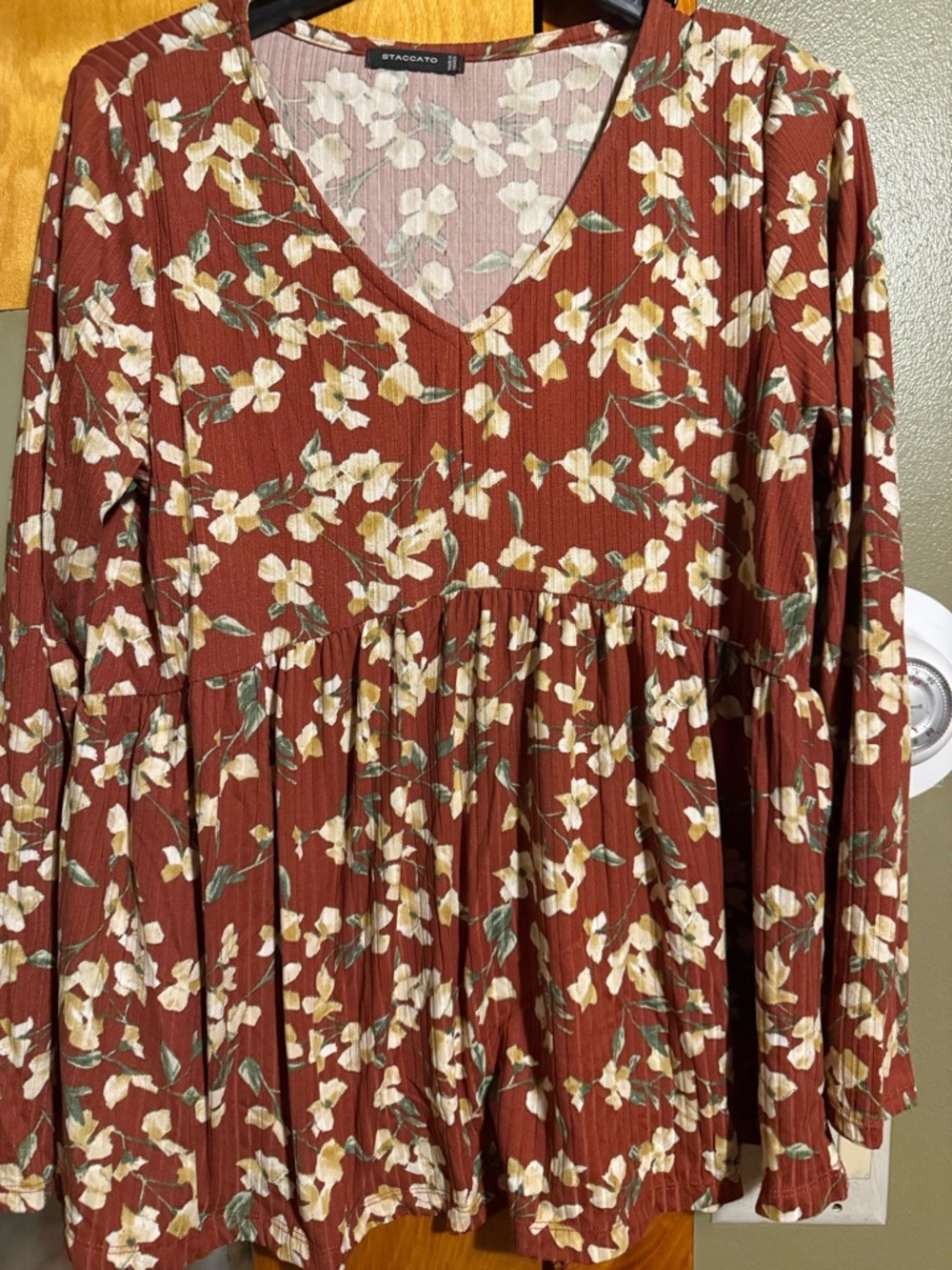 Staccato Rust Brown Floral V-Neck Peplum Top